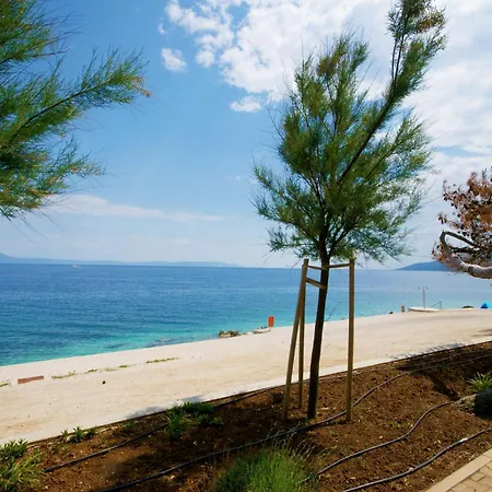 The Pool House, A Lush Modern With A Pool Сasa de vacaciones